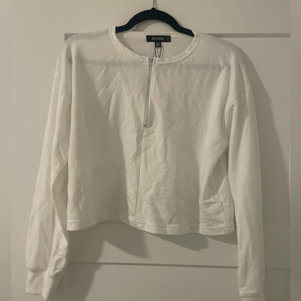 NWT MissGuided zip crop sweatshirt, white, size 6